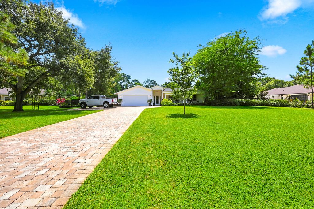 10142 Trailwood Circle, Jupiter, FL 33478