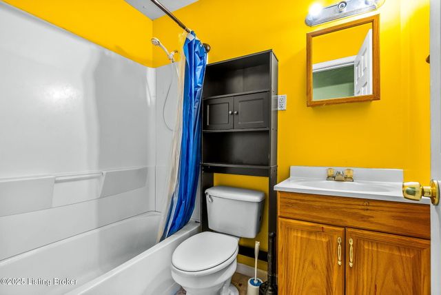 4016 Slack Ave, Louisville, KY 40229