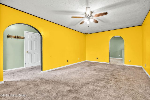 4016 Slack Ave, Louisville, KY 40229