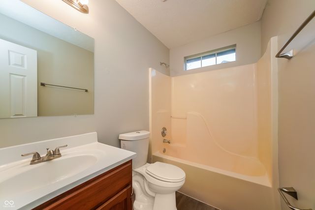 4834 Countrybrook Court, Indianapolis, IN 46254