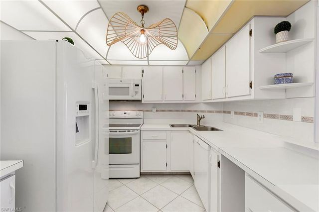 440 Seaview CT # 1208, Marco Island, FL 34145