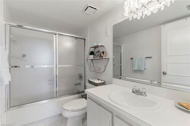 440 Seaview CT # 1208, Marco Island, FL 34145