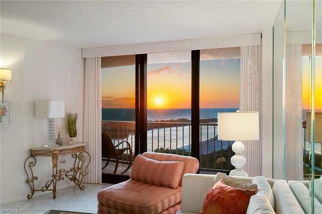 440 Seaview CT # 1208, Marco Island, FL 34145