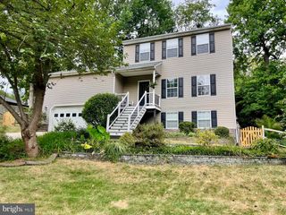 701 SONNE DR, Annapolis, MD 21401