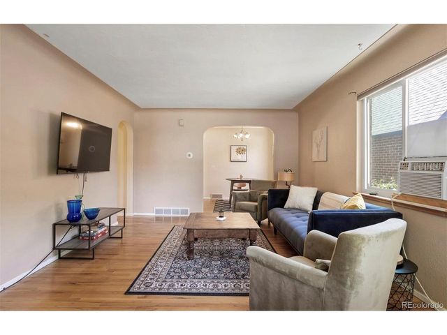 1746 S Logan St, Denver, CO 80210