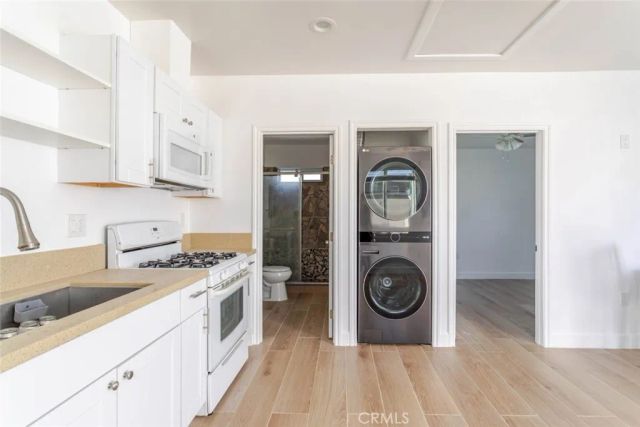 7027 Keokuk Avenue, Winnetka, CA 91306