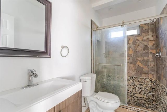 7027 Keokuk Avenue, Winnetka, CA 91306