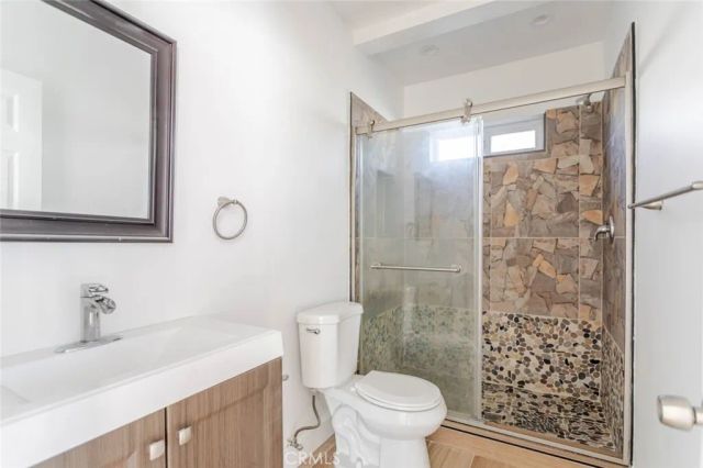 7027 Keokuk Avenue, Winnetka, CA 91306