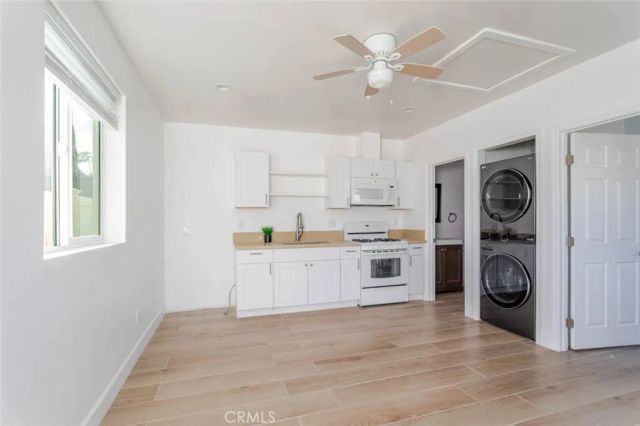 7027 Keokuk Avenue, Winnetka, CA 91306