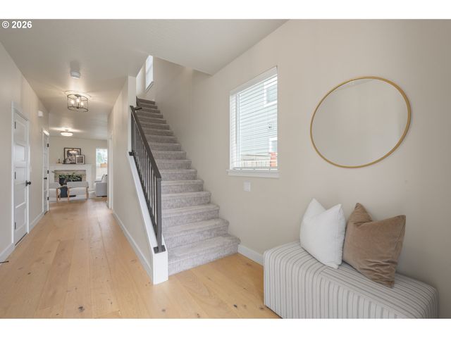 5329 HIGH BANKS Rd, Springfield, OR 97478