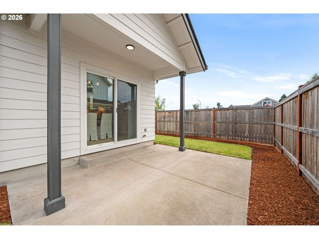 5329 HIGH BANKS Rd, Springfield, OR 97478