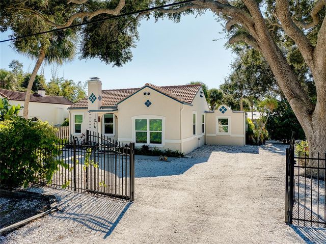 223 PALMETTO ROAD W, Nokomis, FL 34275