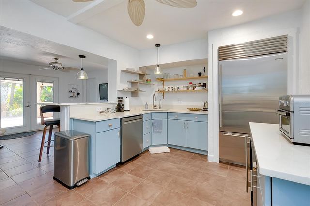 223 PALMETTO ROAD W, Nokomis, FL 34275