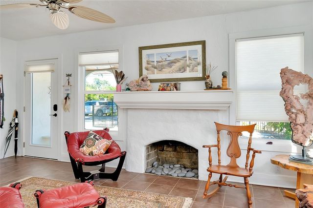 223 PALMETTO ROAD W, Nokomis, FL 34275