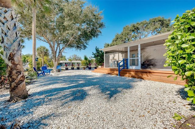 223 PALMETTO ROAD W, Nokomis, FL 34275