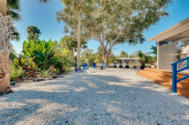 223 PALMETTO ROAD W, Nokomis, FL 34275