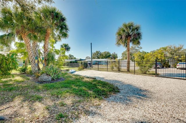 223 PALMETTO ROAD W, Nokomis, FL 34275