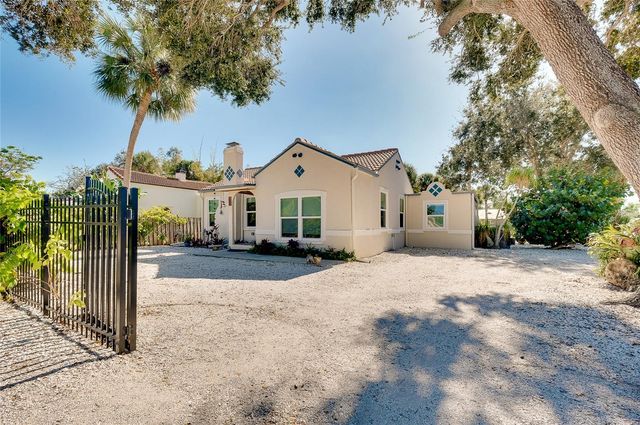 223 PALMETTO ROAD W, Nokomis, FL 34275