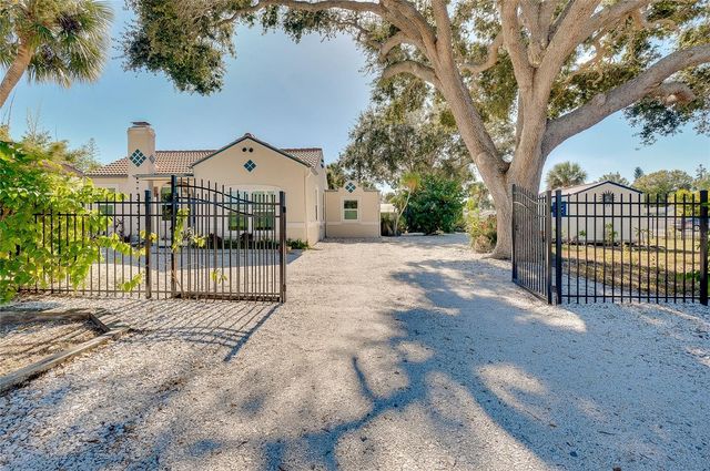 223 PALMETTO ROAD W, Nokomis, FL 34275