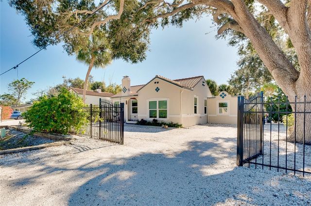 223 PALMETTO ROAD W, Nokomis, FL 34275