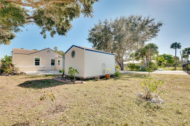 223 PALMETTO ROAD W, Nokomis, FL 34275