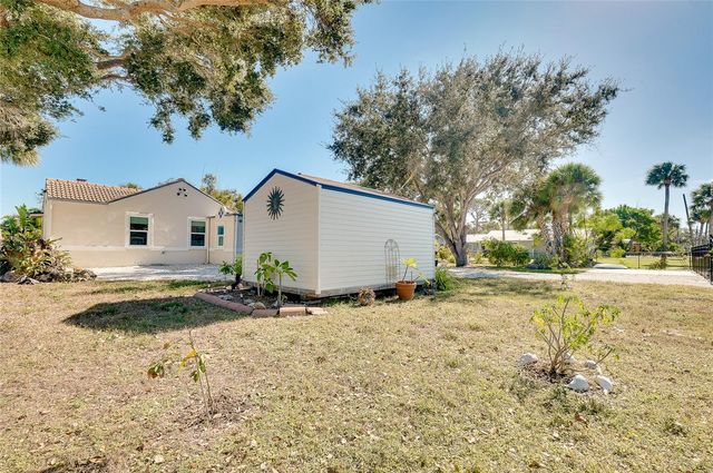 223 PALMETTO ROAD W, Nokomis, FL 34275