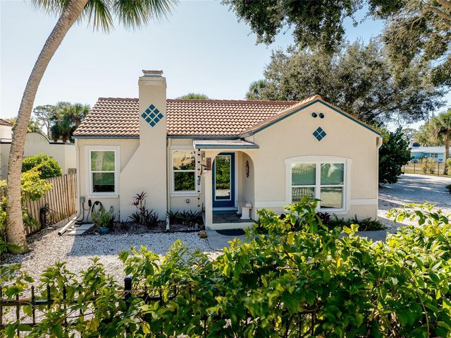 223 PALMETTO ROAD W, Nokomis, FL 34275