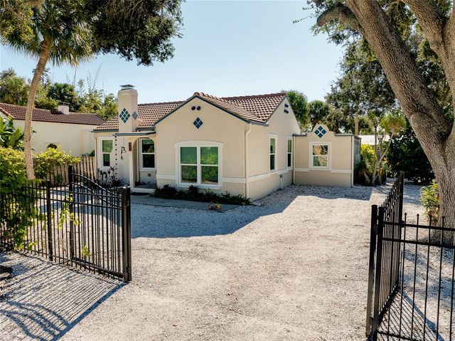 223 PALMETTO ROAD W, Nokomis, FL 34275