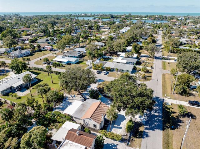 223 PALMETTO ROAD W, Nokomis, FL 34275