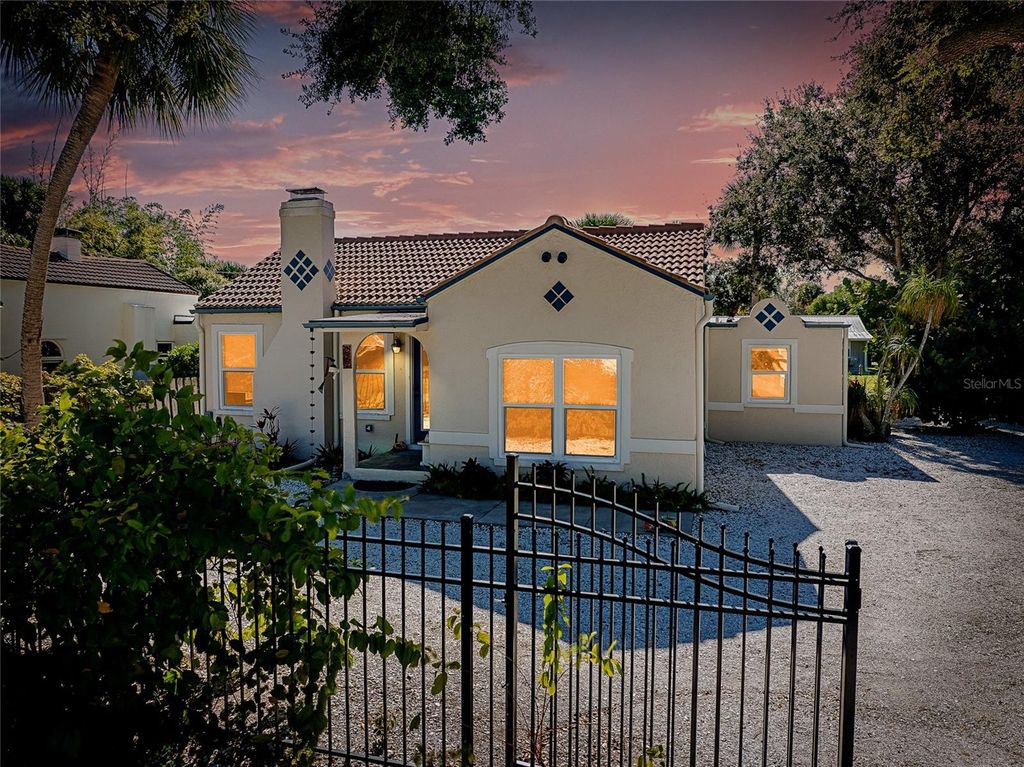 223 PALMETTO ROAD W, Nokomis, FL 34275