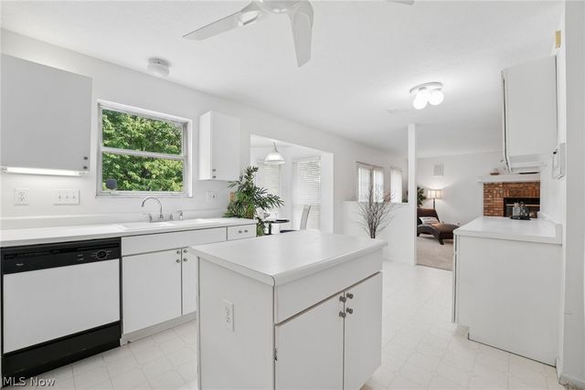 149 Lookout Lane SW, Pataskala, OH 43062