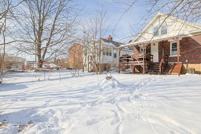 3743 Bank Court, Cincinnati, OH 45211