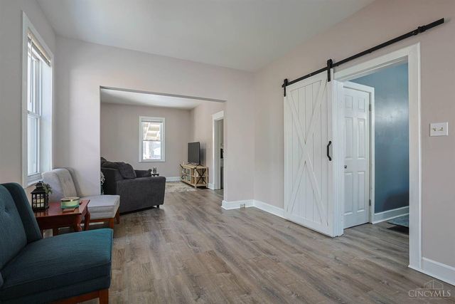 3743 Bank Court, Cincinnati, OH 45211