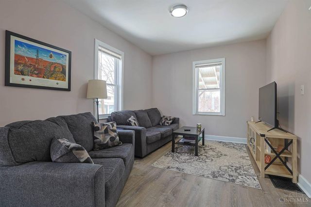 3743 Bank Court, Cincinnati, OH 45211