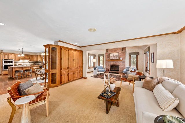 1775 Derrin LANE, Brookfield, WI 53045