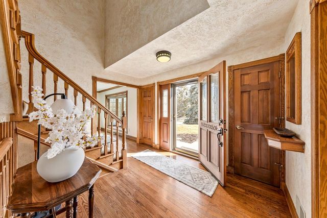 1775 Derrin LANE, Brookfield, WI 53045