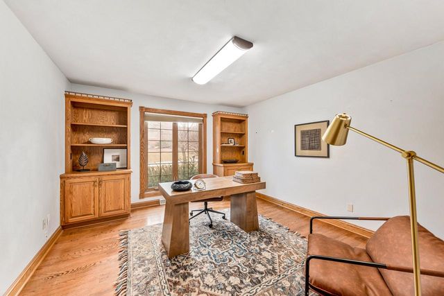 1775 Derrin LANE, Brookfield, WI 53045