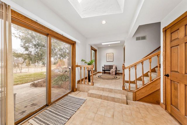 1775 Derrin LANE, Brookfield, WI 53045