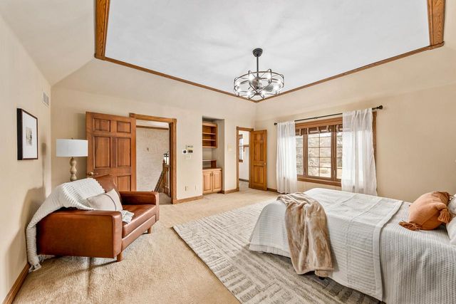 1775 Derrin LANE, Brookfield, WI 53045