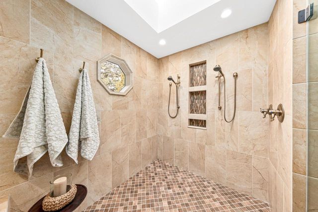 1775 Derrin LANE, Brookfield, WI 53045