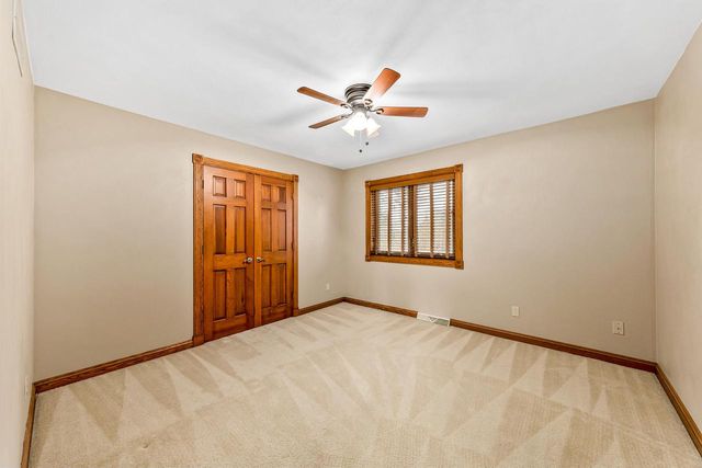 1775 Derrin LANE, Brookfield, WI 53045