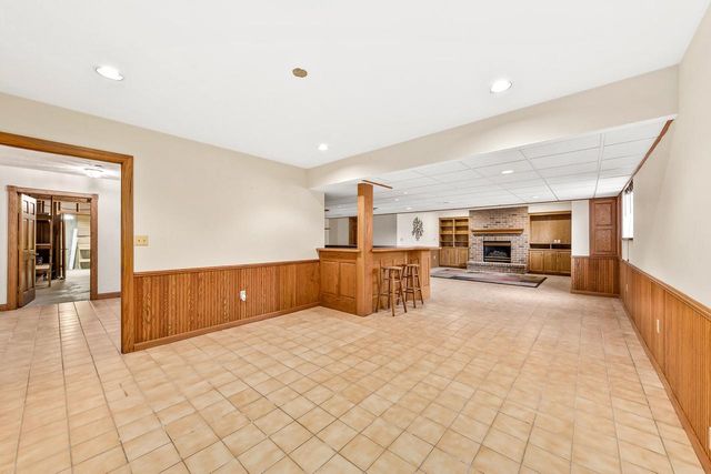 1775 Derrin LANE, Brookfield, WI 53045