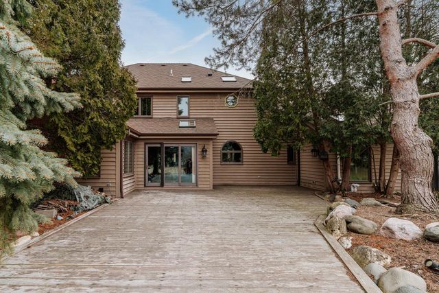 1775 Derrin LANE, Brookfield, WI 53045