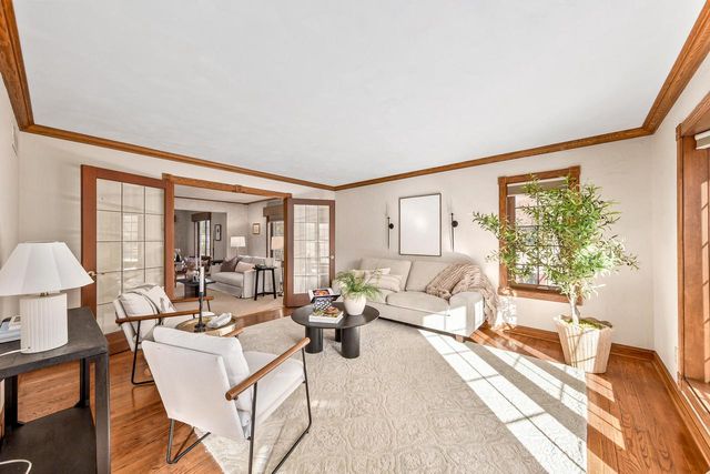 1775 Derrin LANE, Brookfield, WI 53045