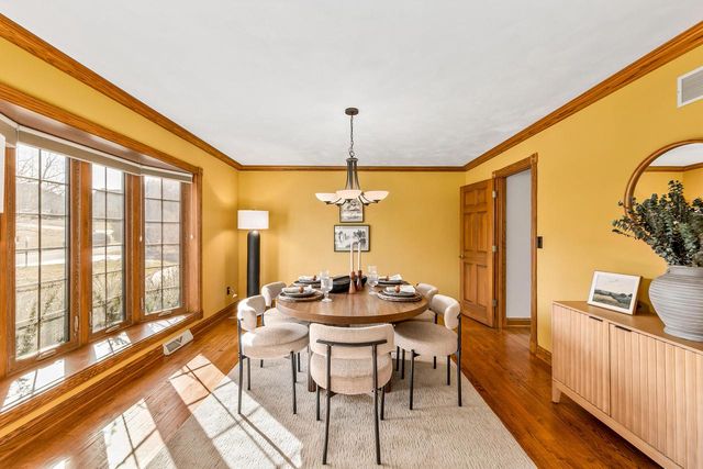 1775 Derrin LANE, Brookfield, WI 53045