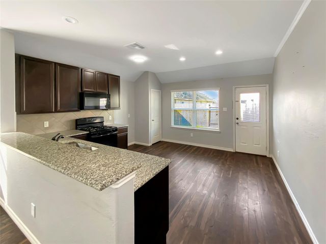 10307 Solitude Way, Houston, TX 77044