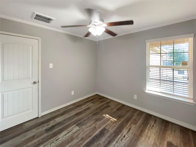 10307 Solitude Way, Houston, TX 77044