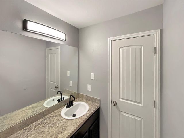 10307 Solitude Way, Houston, TX 77044