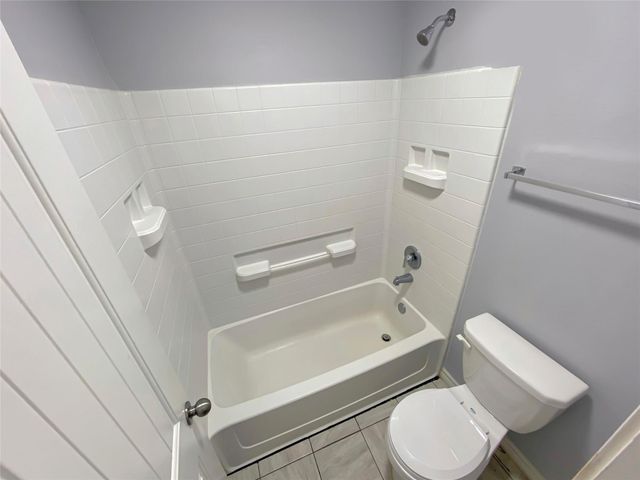 10307 Solitude Way, Houston, TX 77044