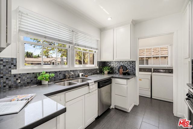 5039 Biloxi Avenue, North Hollywood (los Angeles), CA 91601